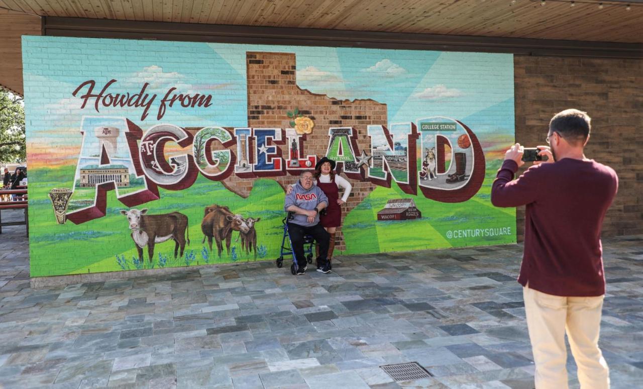 Holiday Inn & Suites College Station-Aggieland By Ihg Exterior foto