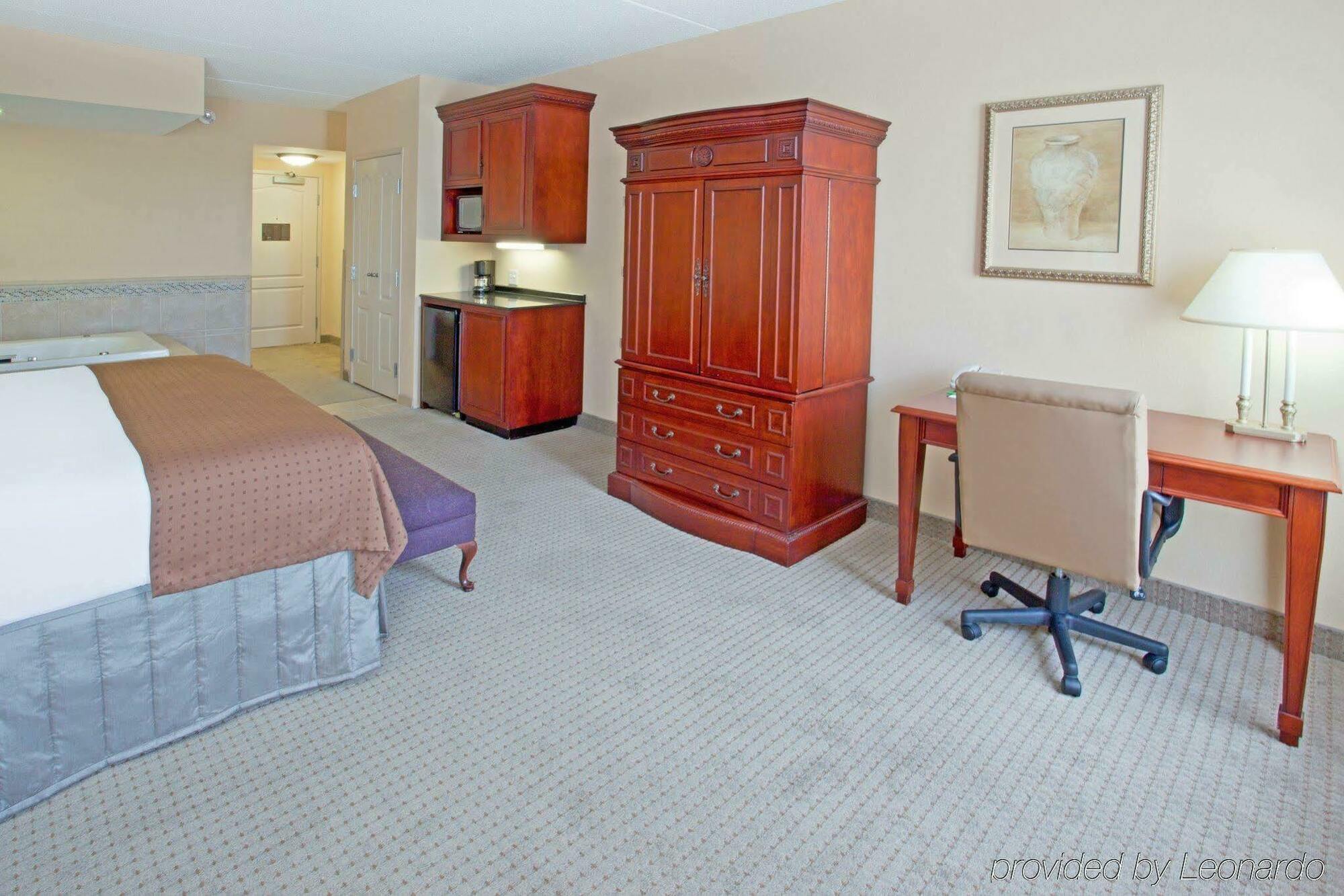 Holiday Inn & Suites College Station-Aggieland By Ihg Exterior foto